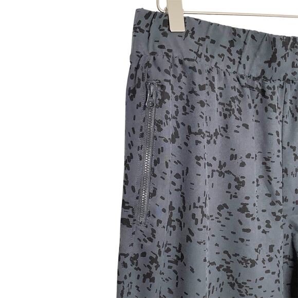 Z by Zella Expression Gray Black Splatter Pants Zip Pocket Cropped Print Medium - Picture 4 of 9